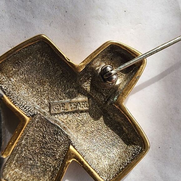Vintage E. Pearl Erwin Gold Silver Two Tone XOX Brooch Pin Large matte Finish - Picture 4 of 7
